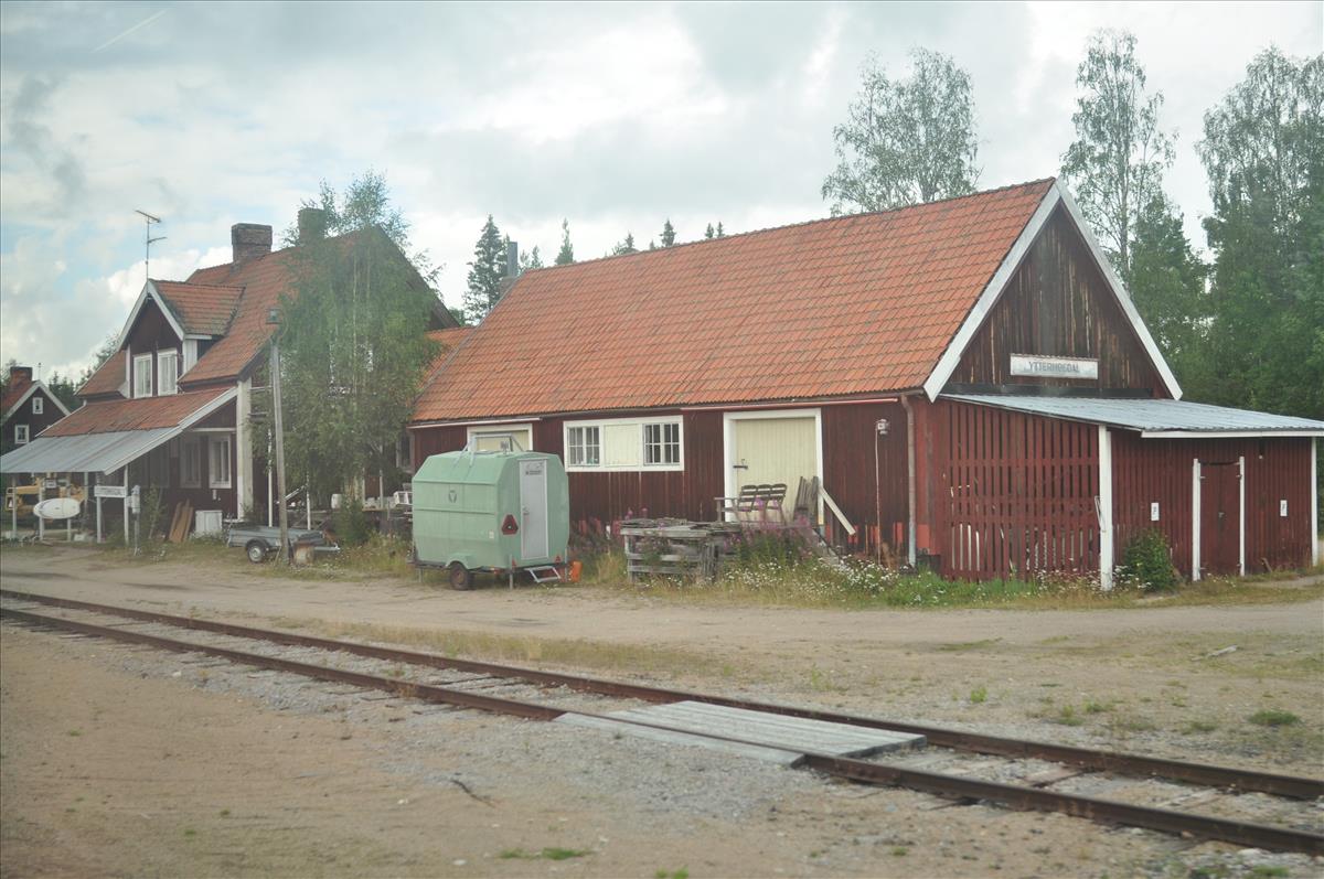 http://www.stifter-mauth.de/bahn/wp-content/uploads/fotos/schweden/2019/064_20190808_Bahnhof_Ytterhogdal.jpg