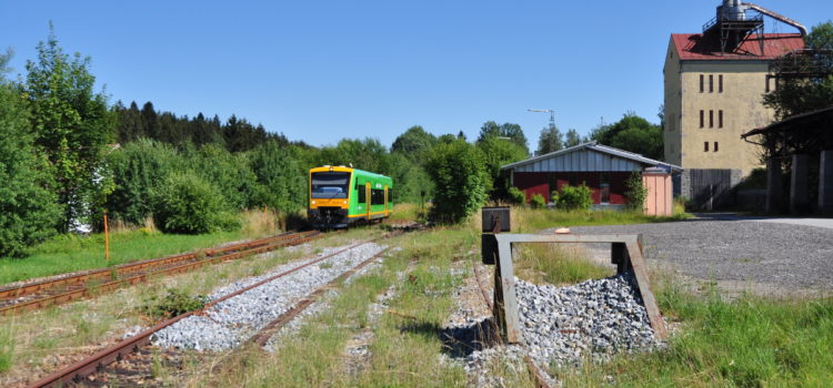 Stundentakt Zwiesel-Grafenau ab Dezember 2022